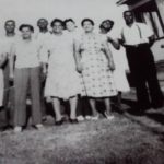 Grayer-Photo-L-to-R-Olive-Kenneth-Lovedy-Gerald-their-mother-Maude-Ruby-Mazie-my-grandma-Evelyn-Virgil-Sitting-on-step-is-Frank